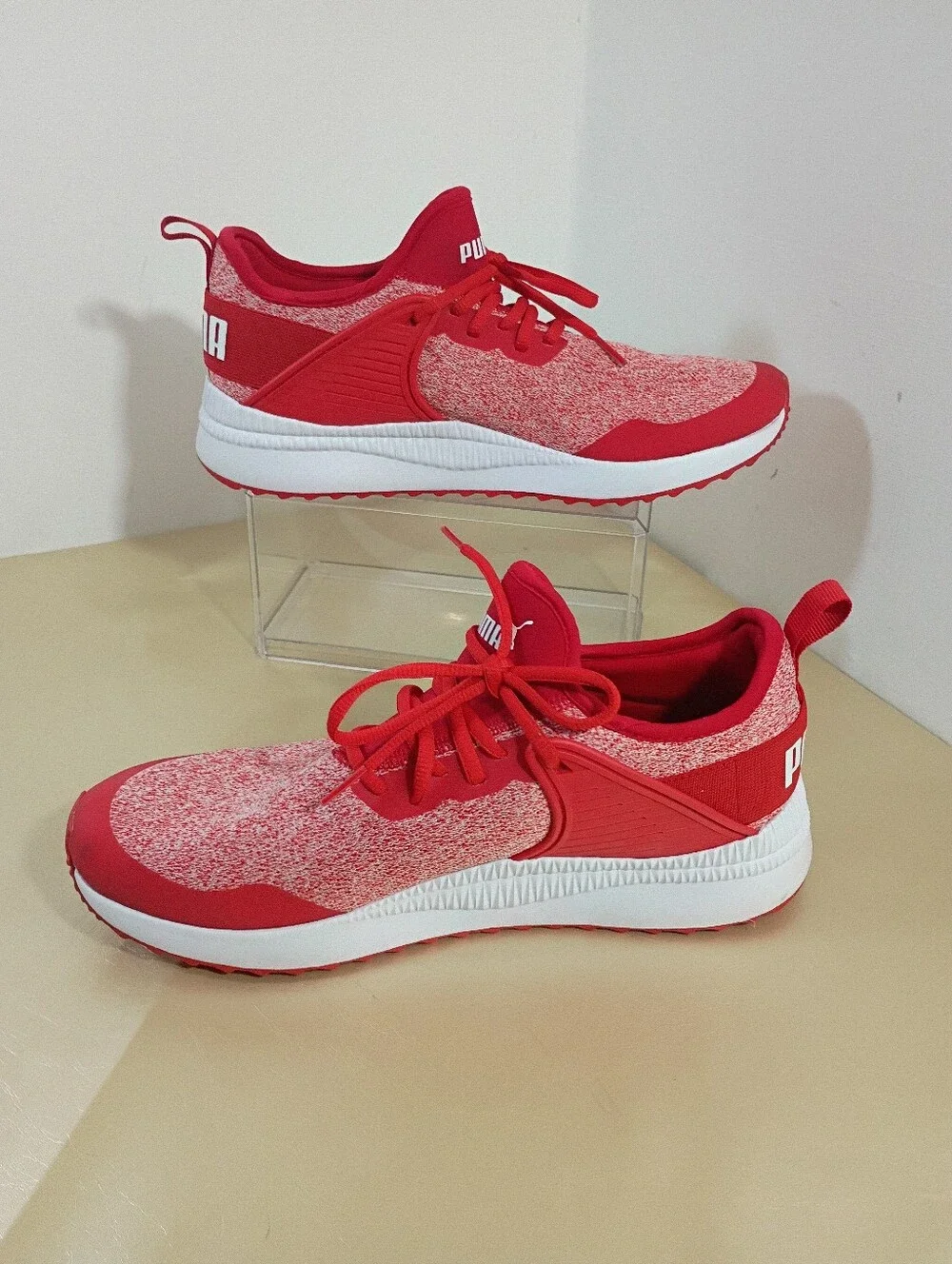 PUMA Men's SZ 10 Pacer Next Cage Red . Condition is Pre-owned - Good.